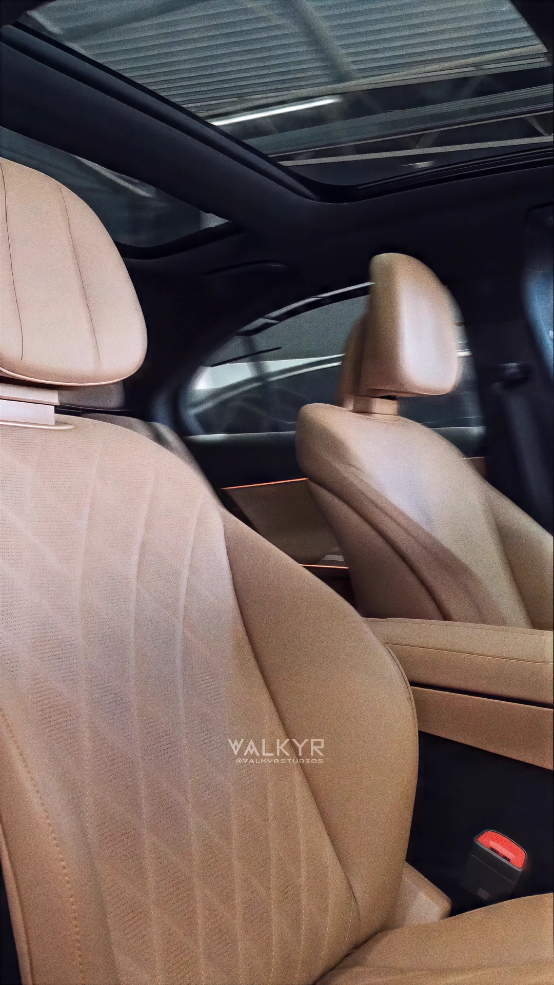 Mercedes-Benz E300 e C200 AMG Line em produção conjunta, VALKYR STUDIOS