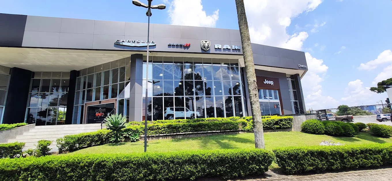 Showroom Divesa Seminovos em Curitiba